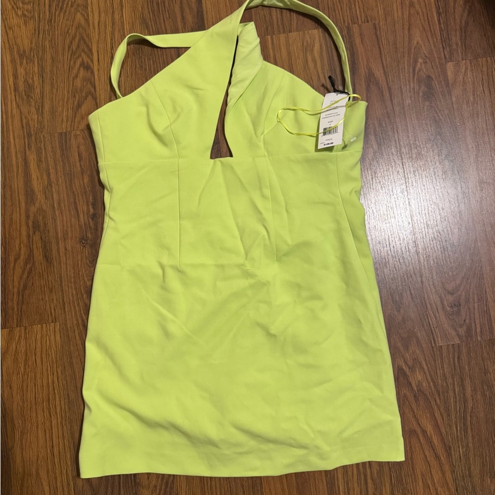 Lime green- keyhole French Connection mini dress 🌴